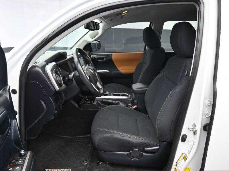 2017 Toyota Tacoma SR5 V6