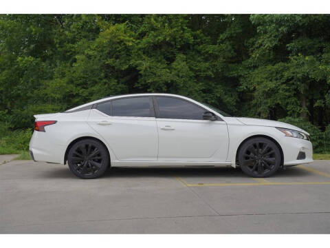 2021 Nissan Altima 2.5 SR