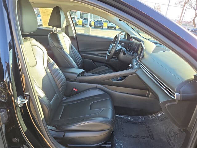 2024 Hyundai Elantra Limited