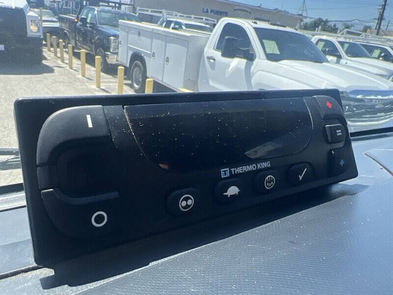 2020 Hino 195