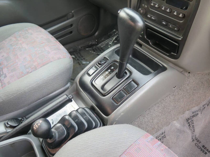 2001 Chevrolet Tracker ZR2