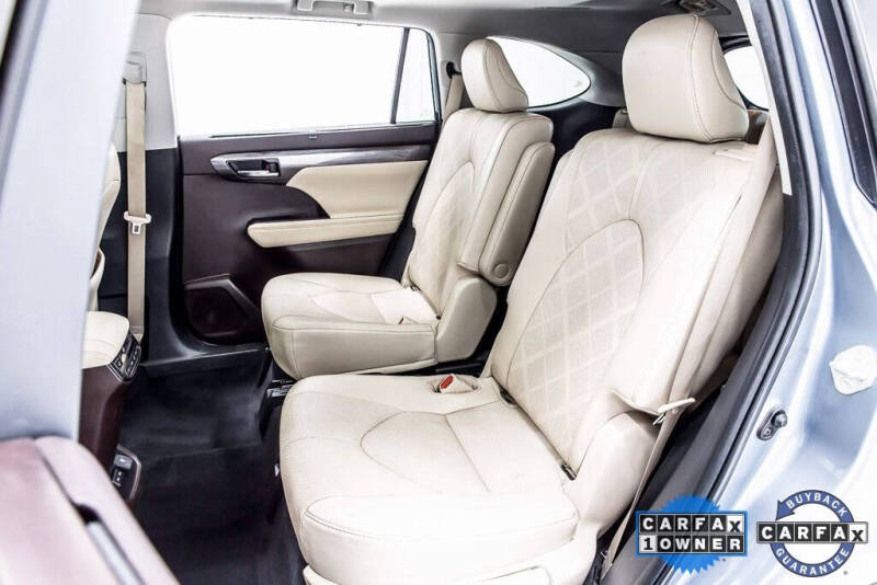 2022 Toyota Highlander Platinum