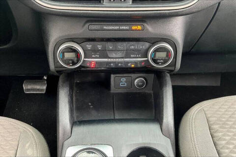 2021 Ford Escape Hybrid SE