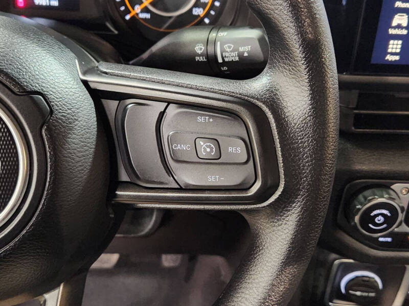 2025 Jeep Gladiator NightHawk