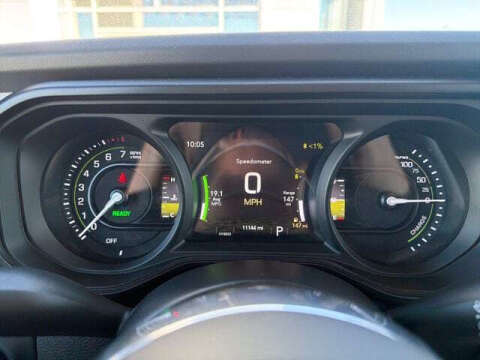 2025 Jeep Wrangler Sahara 4xe