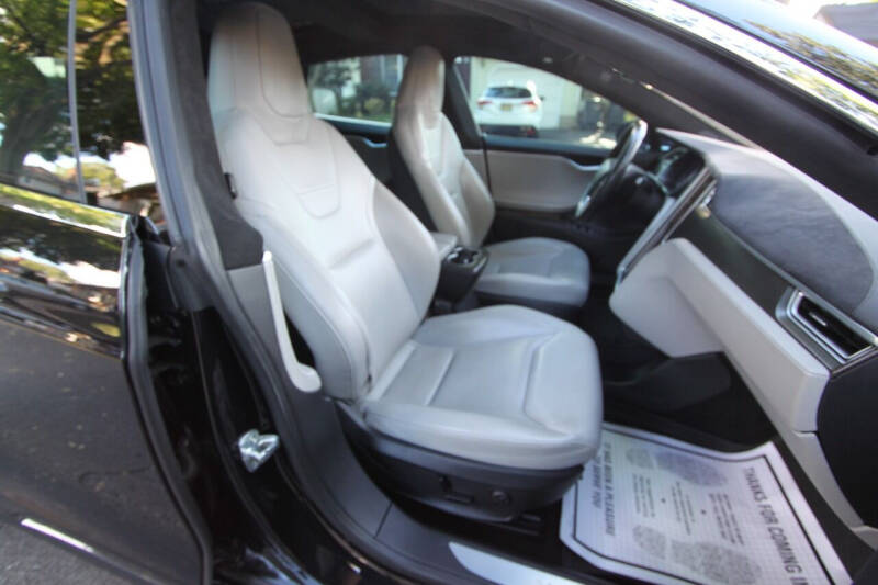 2016 Tesla Model S P90D