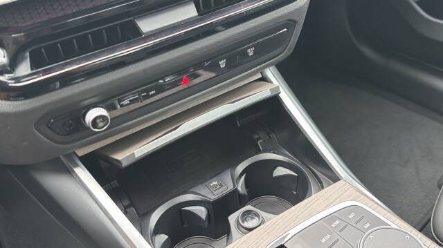 2025 BMW 3 Series 330i