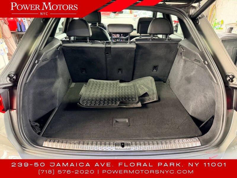 2020 Audi Q3 quattro S line Prem Plus 45 TFSI