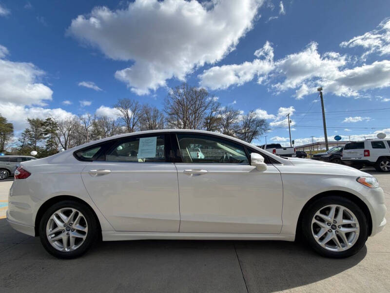 2013 Ford Fusion SE