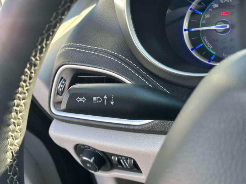 2024 Chrysler Pacifica Plug-In Hybrid