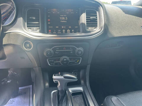 2015 Dodge Charger SXT