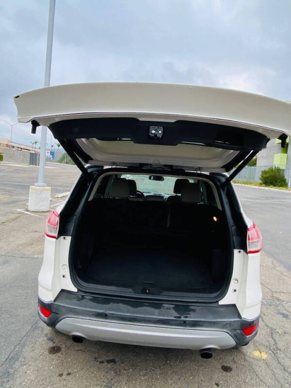 2014 Ford Escape Titanium - Photo 17