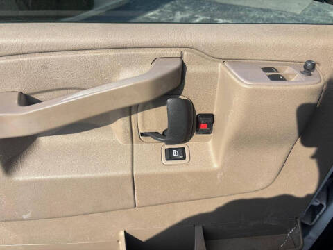 2021 Chevrolet Express 2500