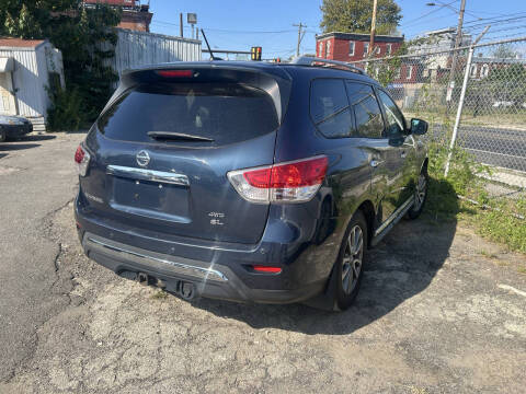 2014 Nissan Pathfinder SL