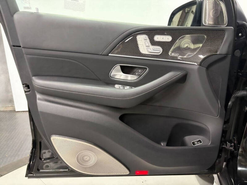 2024 Mercedes-Benz GLS AMG GLS 63