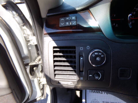 2010 Cadillac DTS Luxury Collection