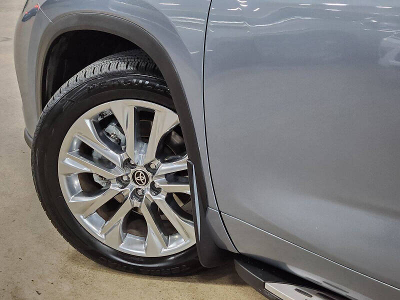 2022 Toyota Highlander Limited