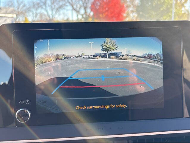 2026 Toyota Prius Plug-in Hybrid SE