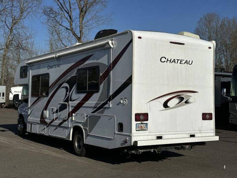 2022 Ford E-Series E-450 SD