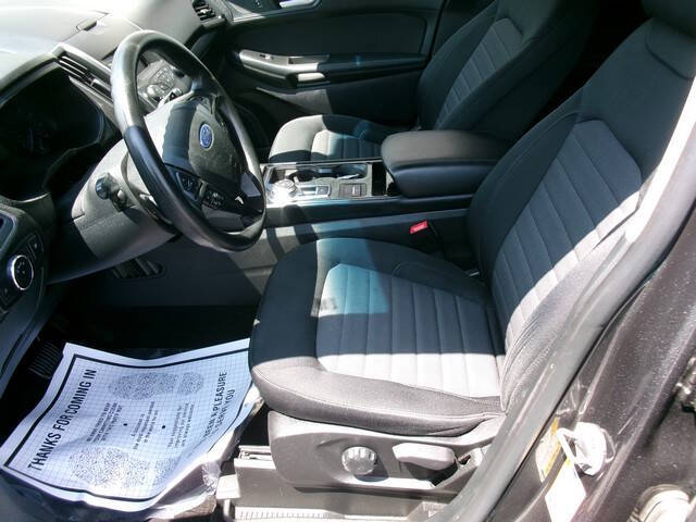 2019 Ford Edge SE