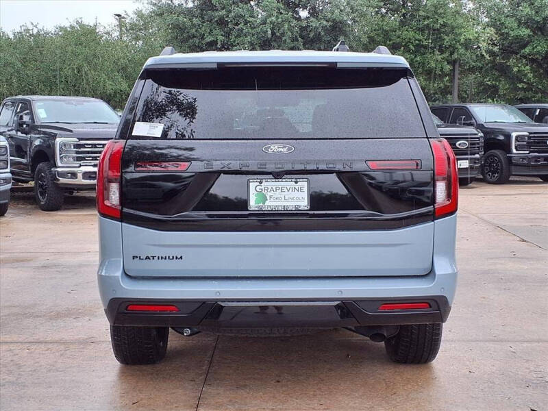 2026 Ford Expedition Platinum