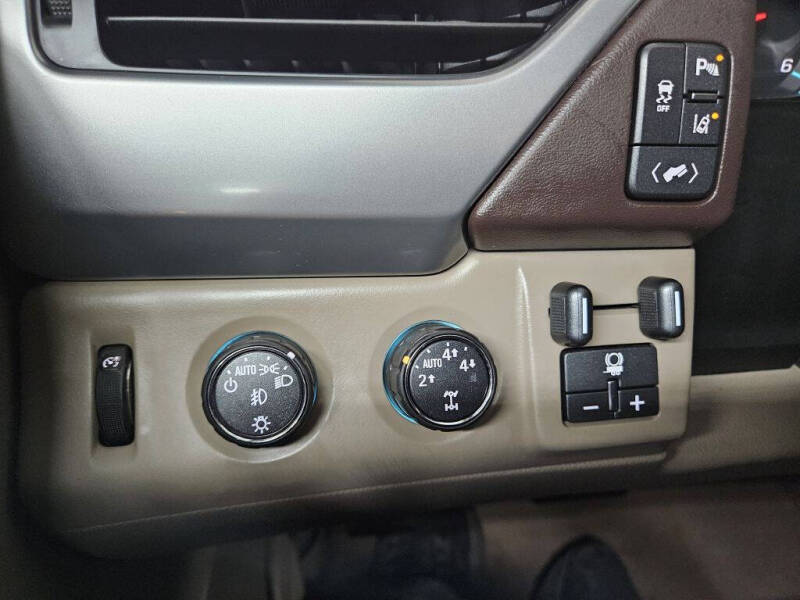 2015 Chevrolet Suburban LTZ