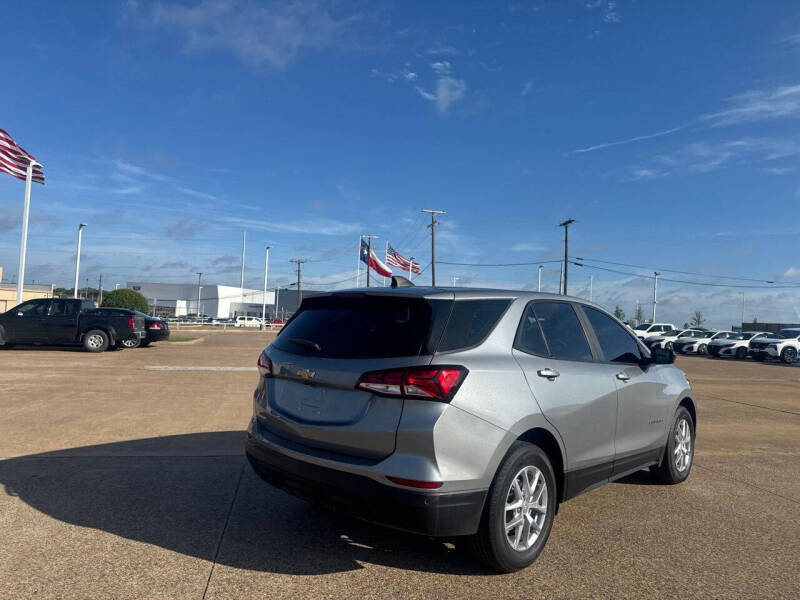 2023 Chevrolet Equinox LS