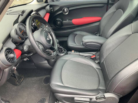 2017 MINI Hardtop 2 Door Cooper