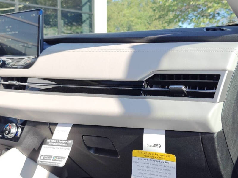 2025 Mitsubishi Outlander SEL