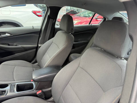 2019 Chevrolet Cruze LS