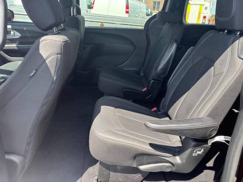 2019 Chrysler Pacifica Touring Plus