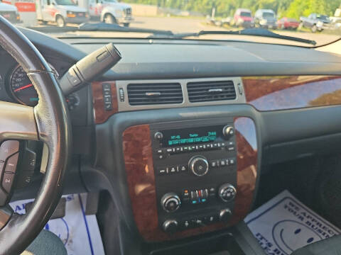 2012 Chevrolet Suburban LS