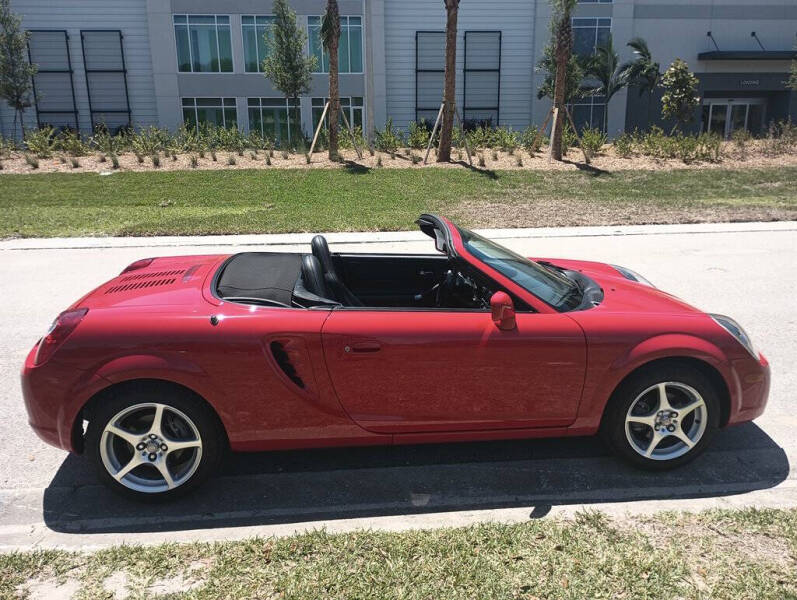 2005 Toyota MR2 Spyder