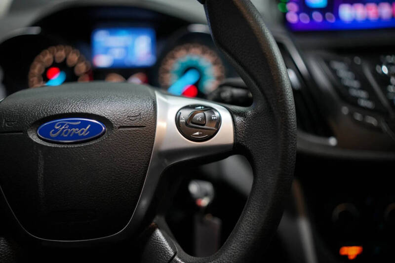 2015 Ford Escape S