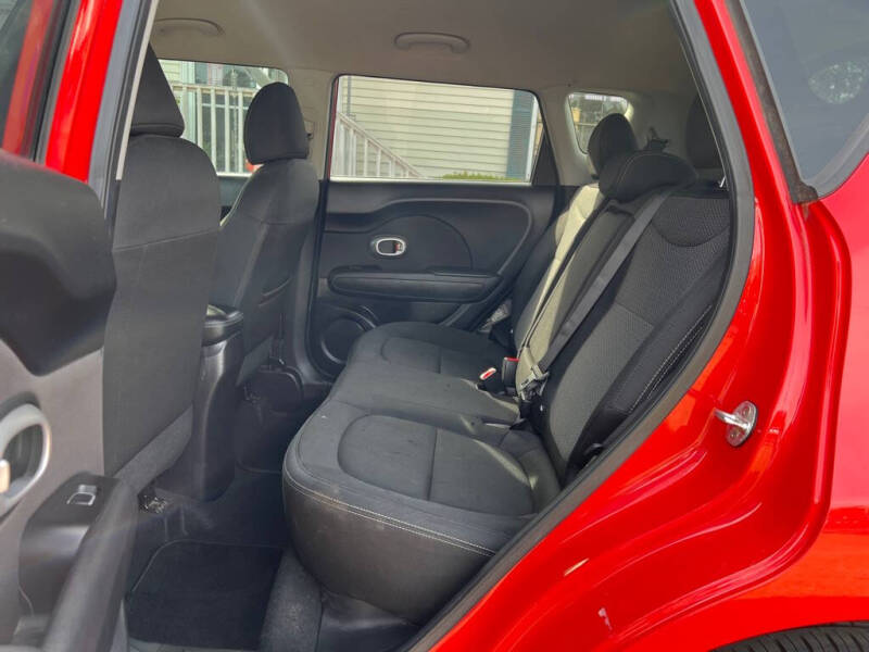 2019 Kia Soul +