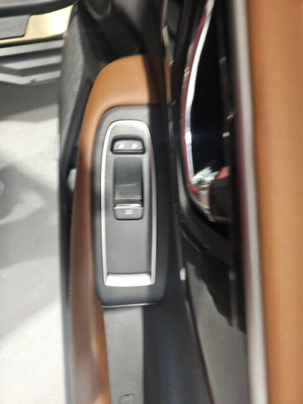 2022 Subaru Outback Touring XT