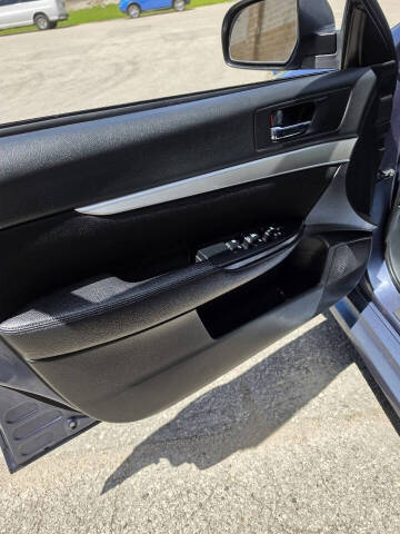 2013 Subaru Legacy 2.5i Premium