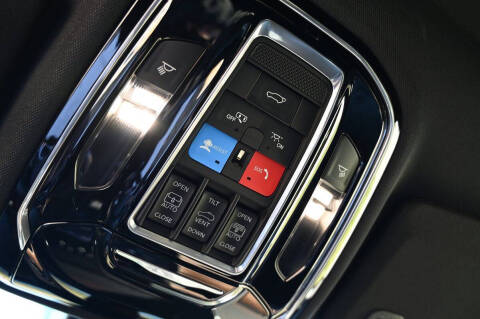 2022 Jeep Grand Cherokee Summit