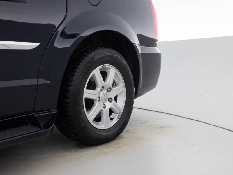 2011 Chrysler Town and Country Touring