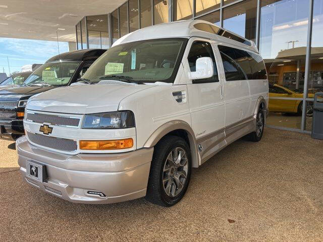 2026 Chevrolet Express 2500