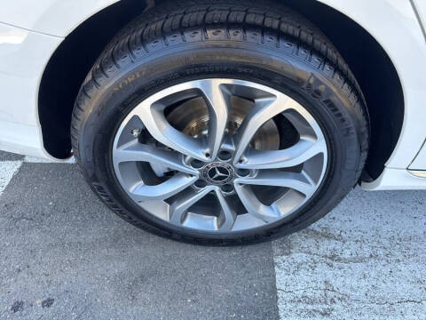 2017 Mercedes-Benz C-Class
