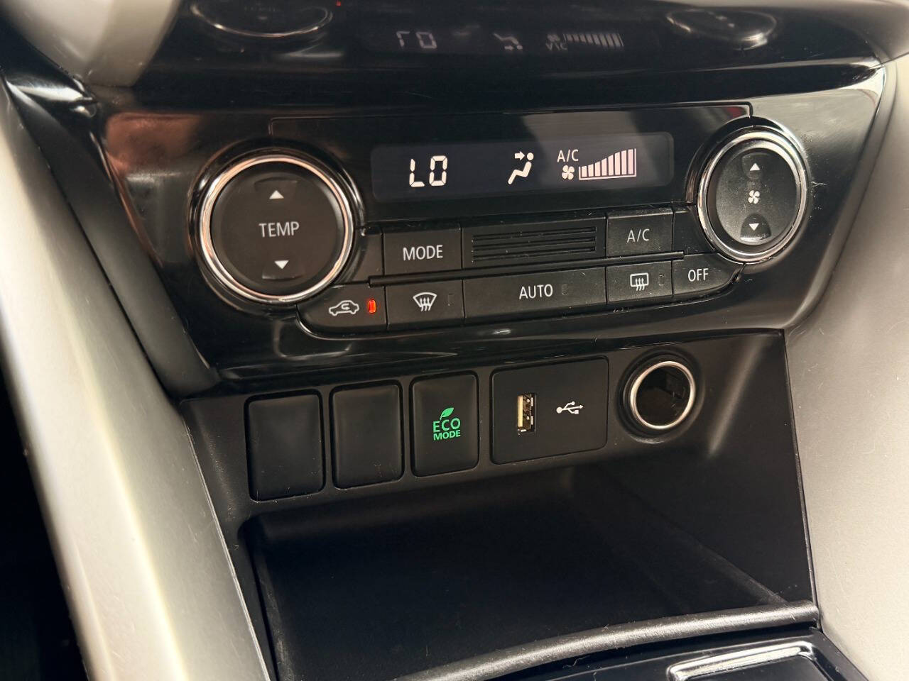 MitsubishiEclipse Cross41