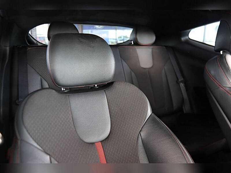 2019 Hyundai Veloster