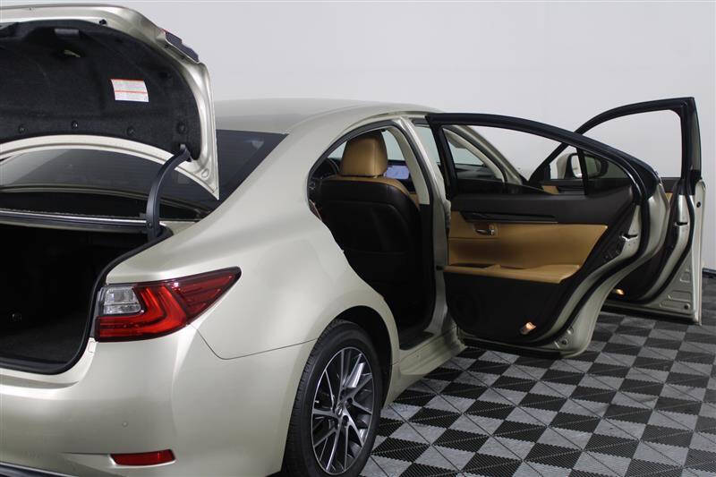 2016 Lexus ES 350
