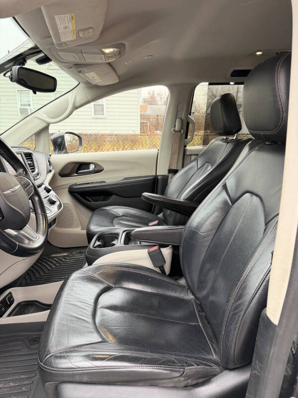 2018 Chrysler Pacifica Touring L