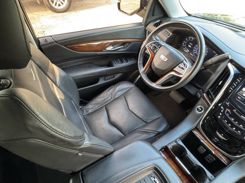 2017 Cadillac Escalade ESV Premium Luxury