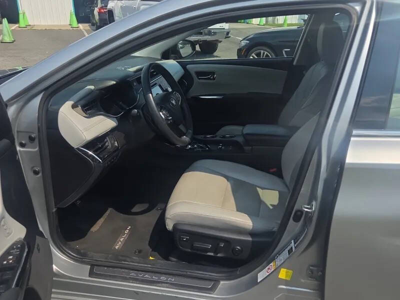 2016 Toyota Avalon Limited