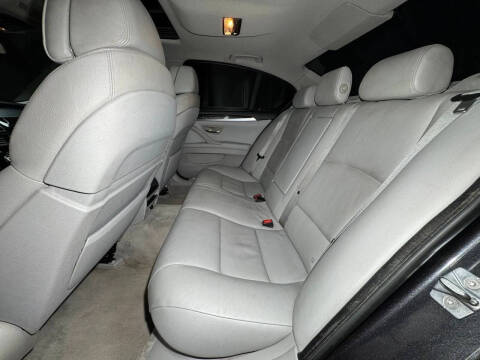 2011 BMW 5 Series 535i