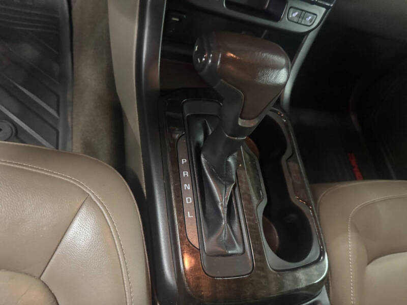 2017 GMC Canyon SLT