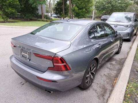 2020 Volvo S60 T5 Momentum
